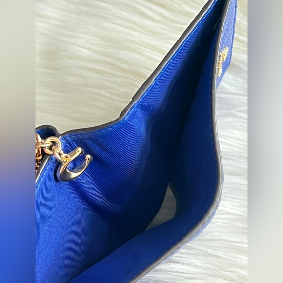 C2862 - Coach Snap Wallet - Picture 9 of 14